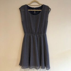 Adorable Gap navy and white sundress - size medium